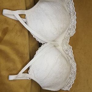 PINK Victoria's Secret Lightly Lined Lace Bralette Size L